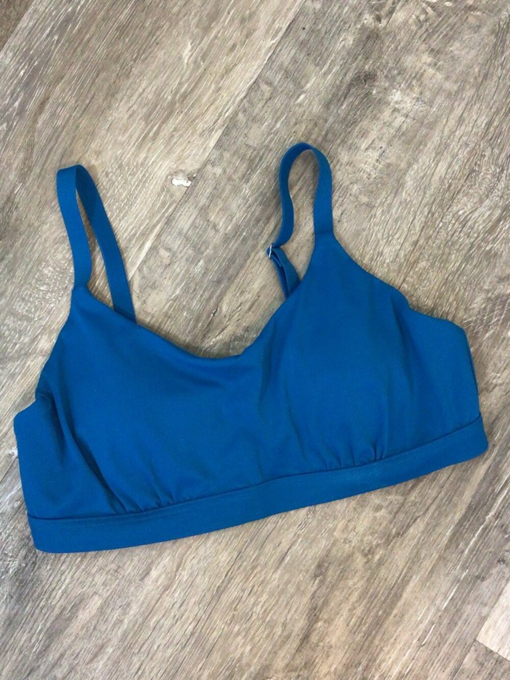 Athleta Blue Underwire BIkini Swim Top Size 34 D/ DD